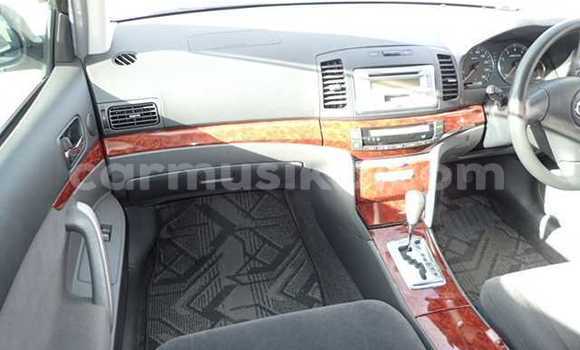 Buy Used Toyota Allion Silver Car in Beitbridge in Matabeleland South Buy Used Toyota Allion Silver Car in Beitbridge in Matabeleland South