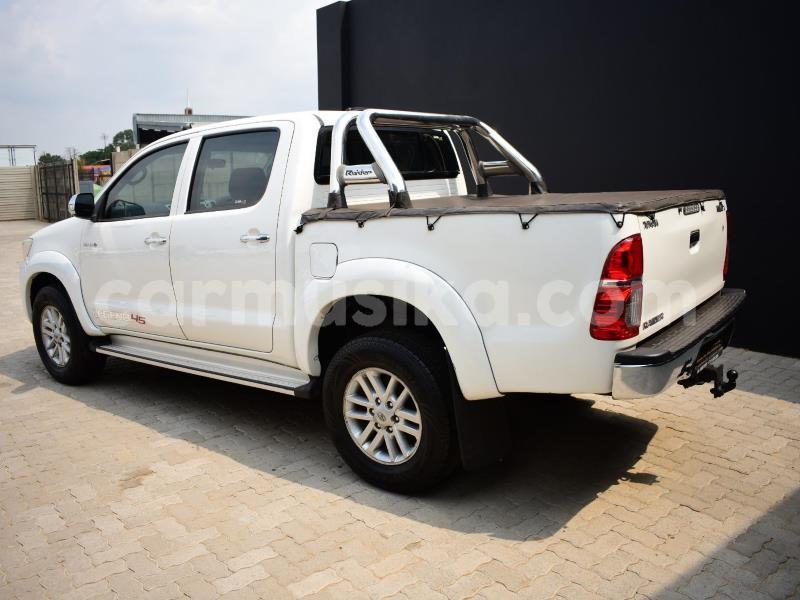 Big with watermark toyota hilux matabeleland south beitbridge 20199