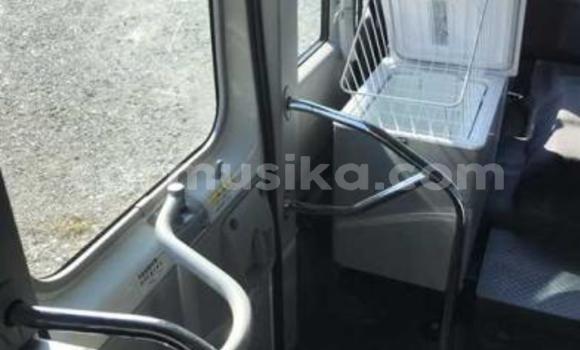 Buy Used Hino 300 Beige Truck in Beitbridge in Matabeleland South Buy Used Hino 300 Beige Truck in Beitbridge in Matabeleland South