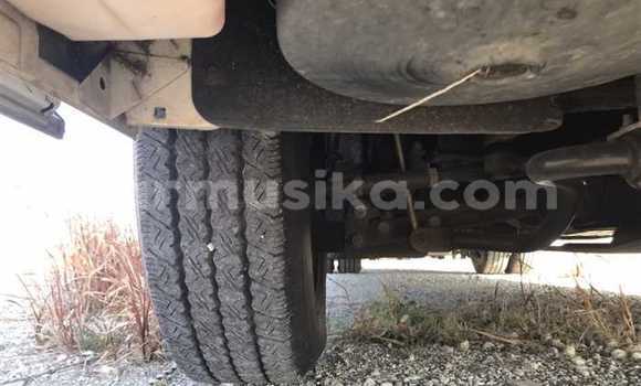 Buy Used Hino 300 Beige Truck in Beitbridge in Matabeleland South Buy Used Hino 300 Beige Truck in Beitbridge in Matabeleland South