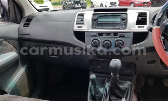 Acheter Occasion Voiture Toyota Hilux Blanc à Beitbridge, Matabeleland South Acheter Occasion Voiture Toyota Hilux Blanc à Beitbridge, Matabeleland South