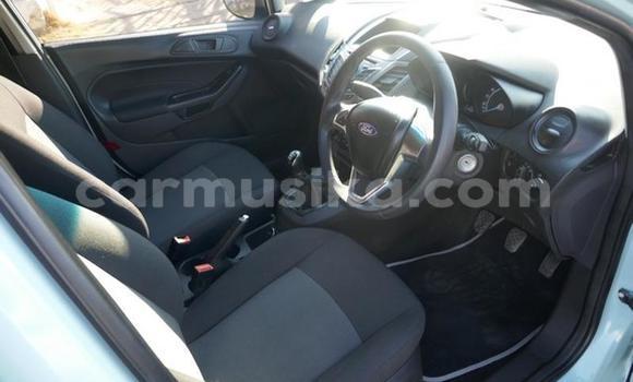 Acheter Occasion Voiture Ford Fiesta Bleu à Beitbridge, Matabeleland South Acheter Occasion Voiture Ford Fiesta Bleu à Beitbridge, Matabeleland South