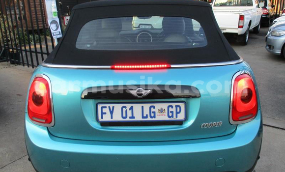 Acheter Occasion Voiture MINI Cooper Bleu à Beitbridge, Matabeleland South Acheter Occasion Voiture MINI Cooper Bleu à Beitbridge, Matabeleland South