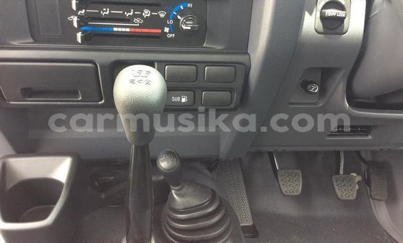 Buy Used Toyota Land Cruiser White Car in Beitbridge in Matabeleland South Buy Used Toyota Land Cruiser White Car in Beitbridge in Matabeleland South