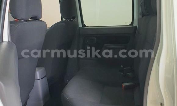 Tenga Tsaru Nissan NP 300 Chena Mota in Beitbridge in Matabeleland South Tenga Tsaru Nissan NP 300 Chena Mota in Beitbridge in Matabeleland South