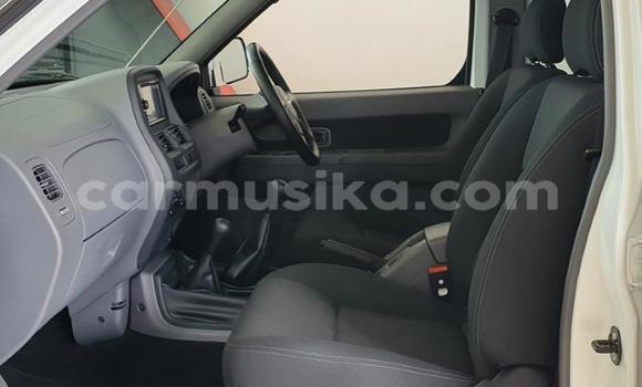 Tenga Tsaru Nissan NP 300 Chena Mota in Beitbridge in Matabeleland South Tenga Tsaru Nissan NP 300 Chena Mota in Beitbridge in Matabeleland South