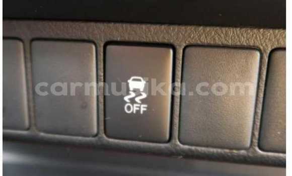 Nunua Ilio tumika Toyota Hilux Nyeusi Gari ndani ya Beitbridge nchini Matabeleland Kusini Nunua Ilio tumika Toyota Hilux Nyeusi Gari ndani ya Beitbridge nchini Matabeleland Kusini