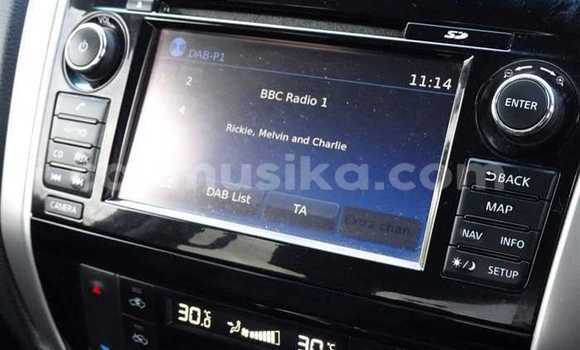 Nunua Ilio tumika Nissan Navara Nyekundu Gari ndani ya Beitbridge nchini Matabeleland Kusini Nunua Ilio tumika Nissan Navara Nyekundu Gari ndani ya Beitbridge nchini Matabeleland Kusini