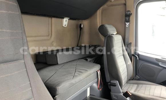 Tenga Tsaru Scania R420 Chena Rori in Beitbridge in Matabeleland South Tenga Tsaru Scania R420 Chena Rori in Beitbridge in Matabeleland South