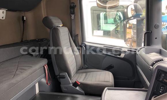 Tenga Tsaru Scania R420 Chena Rori in Beitbridge in Matabeleland South Tenga Tsaru Scania R420 Chena Rori in Beitbridge in Matabeleland South