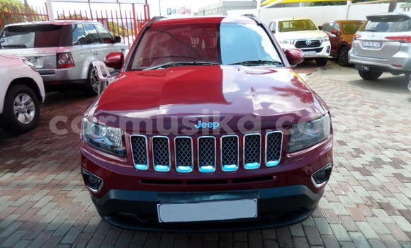 Acheter Occasion Voiture Jeep Compass Rouge à Beitbridge, Matabeleland South