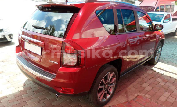 Acheter Occasion Voiture Jeep Compass Rouge à Beitbridge, Matabeleland South Acheter Occasion Voiture Jeep Compass Rouge à Beitbridge, Matabeleland South