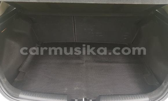 Acheter Occasion Voiture Kia Cerato Blanc à Beitbridge, Matabeleland South Acheter Occasion Voiture Kia Cerato Blanc à Beitbridge, Matabeleland South