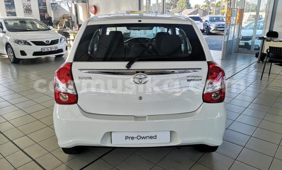 Buy Used Toyota Etios White Car in Beitbridge in Matabeleland South Buy Used Toyota Etios White Car in Beitbridge in Matabeleland South