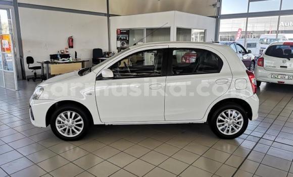 Buy Used Toyota Etios White Car in Beitbridge in Matabeleland South Buy Used Toyota Etios White Car in Beitbridge in Matabeleland South