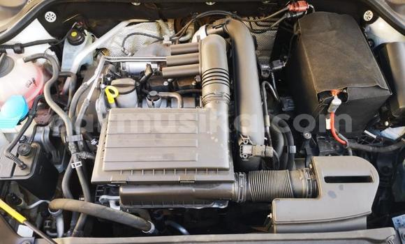 Buy Used Volkswagen Jetta White Car in Beitbridge in Matabeleland South Buy Used Volkswagen Jetta White Car in Beitbridge in Matabeleland South