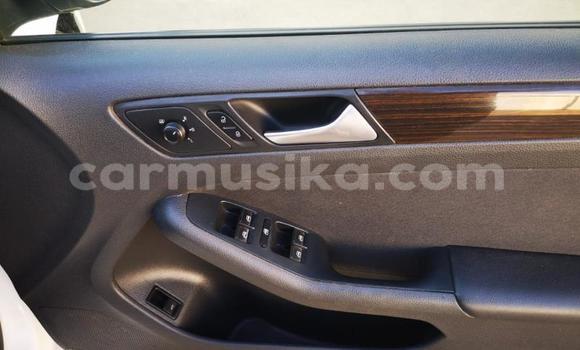 Buy Used Volkswagen Jetta White Car in Beitbridge in Matabeleland South Buy Used Volkswagen Jetta White Car in Beitbridge in Matabeleland South