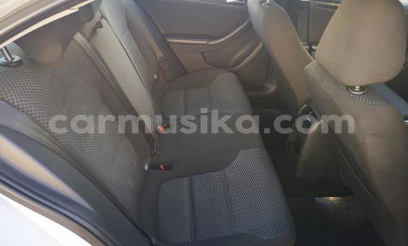 Buy Used Volkswagen Jetta White Car in Beitbridge in Matabeleland South Buy Used Volkswagen Jetta White Car in Beitbridge in Matabeleland South