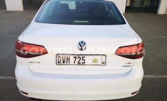 Buy Used Volkswagen Jetta White Car in Beitbridge in Matabeleland South Buy Used Volkswagen Jetta White Car in Beitbridge in Matabeleland South