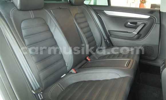 Nunua Ilio tumika Volkswagen Passat CC Nyeupe Gari ndani ya Beitbridge nchini Matabeleland Kusini Nunua Ilio tumika Volkswagen Passat CC Nyeupe Gari ndani ya Beitbridge nchini Matabeleland Kusini