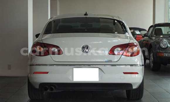 Nunua Ilio tumika Volkswagen Passat CC Nyeupe Gari ndani ya Beitbridge nchini Matabeleland Kusini Nunua Ilio tumika Volkswagen Passat CC Nyeupe Gari ndani ya Beitbridge nchini Matabeleland Kusini