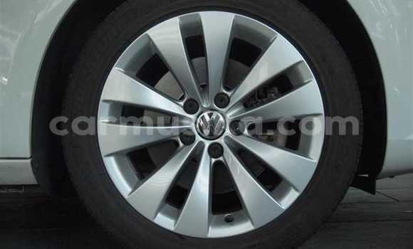 Nunua Ilio tumika Volkswagen Passat CC Nyeupe Gari ndani ya Beitbridge nchini Matabeleland Kusini Nunua Ilio tumika Volkswagen Passat CC Nyeupe Gari ndani ya Beitbridge nchini Matabeleland Kusini