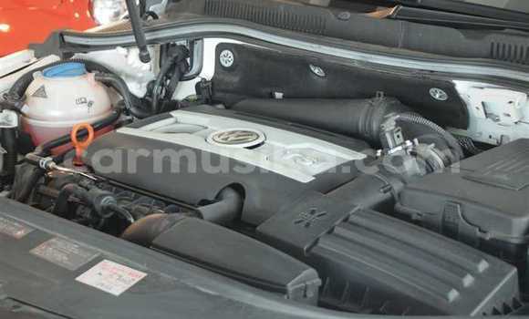 Nunua Ilio tumika Volkswagen Passat CC Nyeupe Gari ndani ya Beitbridge nchini Matabeleland Kusini Nunua Ilio tumika Volkswagen Passat CC Nyeupe Gari ndani ya Beitbridge nchini Matabeleland Kusini