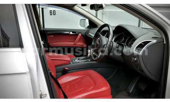 Buy Used Audi Q7 White Car in Beitbridge in Matabeleland South Buy Used Audi Q7 White Car in Beitbridge in Matabeleland South