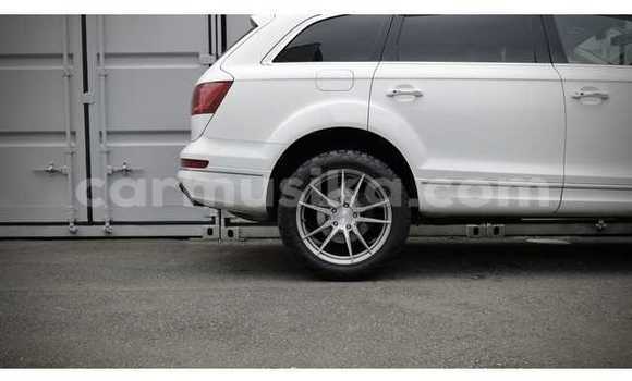 Buy Used Audi Q7 White Car in Beitbridge in Matabeleland South Buy Used Audi Q7 White Car in Beitbridge in Matabeleland South