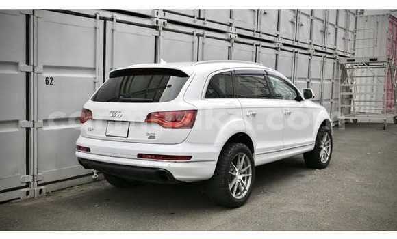 Buy Used Audi Q7 White Car in Beitbridge in Matabeleland South Buy Used Audi Q7 White Car in Beitbridge in Matabeleland South