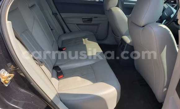 Acheter Occasion Voiture Chrysler 300C Noir à Beitbridge, Matabeleland South Acheter Occasion Voiture Chrysler 300C Noir à Beitbridge, Matabeleland South