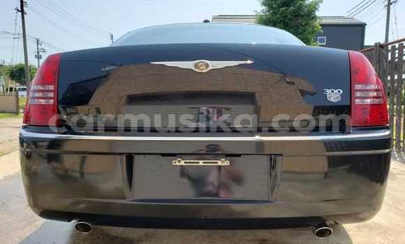 Acheter Occasion Voiture Chrysler 300C Noir à Beitbridge, Matabeleland South Acheter Occasion Voiture Chrysler 300C Noir à Beitbridge, Matabeleland South