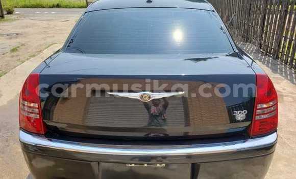 Acheter Occasion Voiture Chrysler 300C Noir à Beitbridge, Matabeleland South Acheter Occasion Voiture Chrysler 300C Noir à Beitbridge, Matabeleland South
