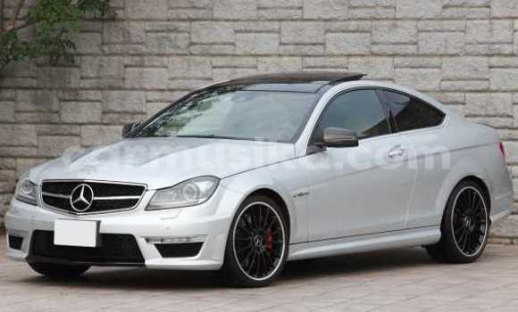 Acheter Occasion Voiture Mercedes‒Benz C-klasse AMG Gris à Beitbridge, Matabeleland South Acheter Occasion Voiture Mercedes‒Benz C-klasse AMG Gris à Beitbridge, Matabeleland South