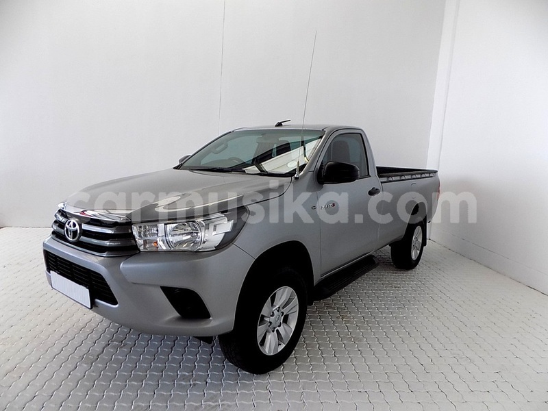 Big with watermark toyota hilux matabeleland south beitbridge 20254