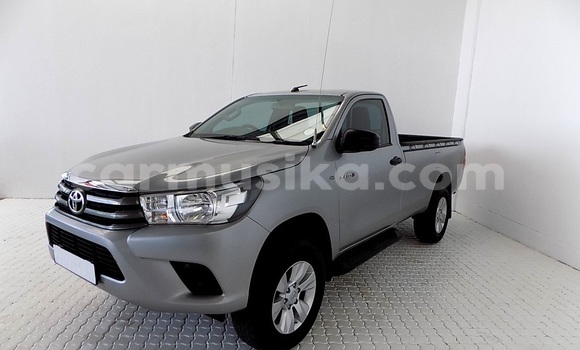 Nunua Ilio tumika Toyota Hilux Fedha Gari ndani ya Beitbridge nchini Matabeleland Kusini Nunua Ilio tumika Toyota Hilux Fedha Gari ndani ya Beitbridge nchini Matabeleland Kusini