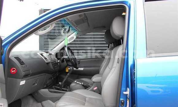 Acheter Occasion Voiture Toyota Hilux Bleu à Beitbridge, Matabeleland South Acheter Occasion Voiture Toyota Hilux Bleu à Beitbridge, Matabeleland South