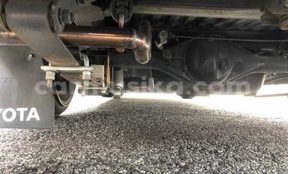 Acheter Occasion Voiture Toyota Hilux Beige à Beitbridge, Matabeleland South Acheter Occasion Voiture Toyota Hilux Beige à Beitbridge, Matabeleland South