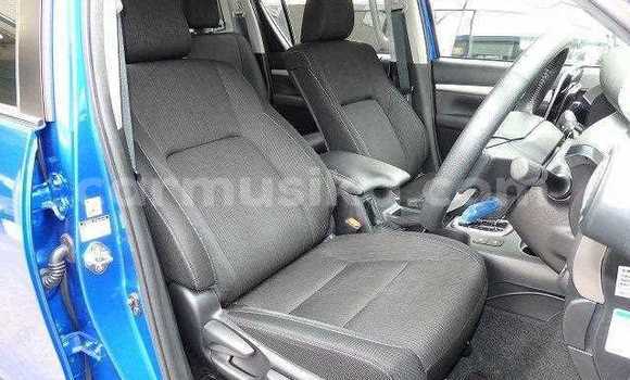 Acheter Occasion Voiture Toyota Hilux Bleu à Beitbridge, Matabeleland South Acheter Occasion Voiture Toyota Hilux Bleu à Beitbridge, Matabeleland South