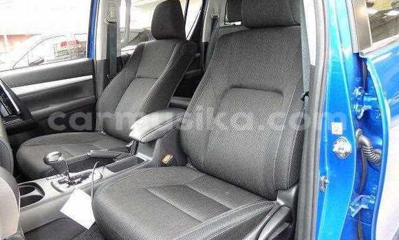 Acheter Occasion Voiture Toyota Hilux Bleu à Beitbridge, Matabeleland South Acheter Occasion Voiture Toyota Hilux Bleu à Beitbridge, Matabeleland South