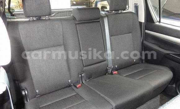 Acheter Occasion Voiture Toyota Hilux Bleu à Beitbridge, Matabeleland South Acheter Occasion Voiture Toyota Hilux Bleu à Beitbridge, Matabeleland South