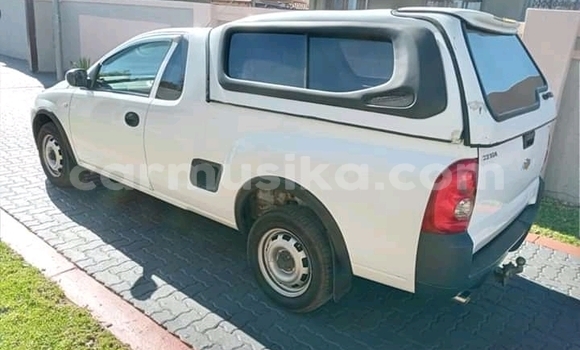 Acheter Occasion Voiture Ford B-MAX Blanc à Bulawayo, Bulawayo Acheter Occasion Voiture Ford B-MAX Blanc à Bulawayo, Bulawayo