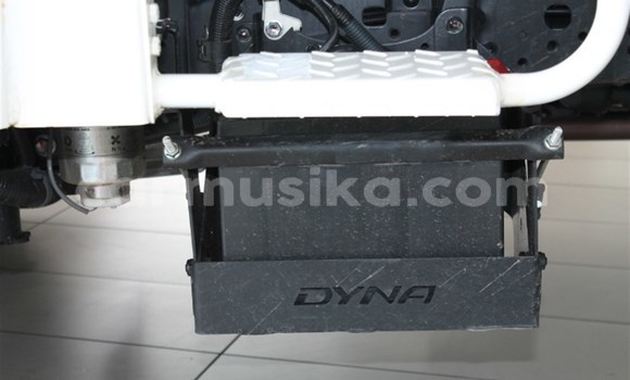 Acheter Occasion Utilitaire Toyota Dyna Blanc à Beitbridge, Matabeleland South Acheter Occasion Utilitaire Toyota Dyna Blanc à Beitbridge, Matabeleland South