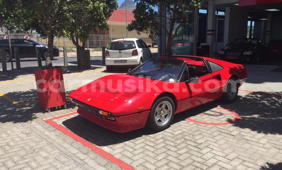 Nunua Ilio tumika Ferrari 328 Nyekundu Gari ndani ya Beitbridge nchini Matabeleland Kusini