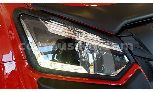 Acheter Occasion Voiture Isuzu KB Rouge à Beitbridge, Matabeleland South Acheter Occasion Voiture Isuzu KB Rouge à Beitbridge, Matabeleland South