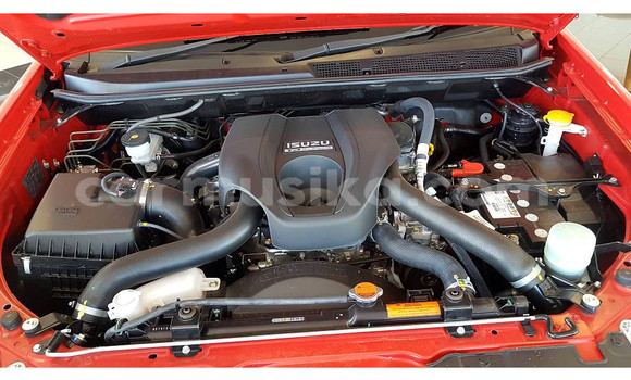 Acheter Occasion Voiture Isuzu KB Rouge à Beitbridge, Matabeleland South Acheter Occasion Voiture Isuzu KB Rouge à Beitbridge, Matabeleland South