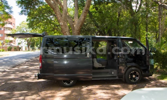 Tenga Itsva Toyota Hiace Nhema Mota in Harare in Harare Tenga Itsva Toyota Hiace Nhema Mota in Harare in Harare