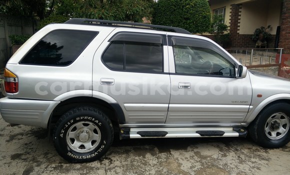 Tenga Tsaru Isuzu Wizard Sirivha Mota in Harare in Harare Tenga Tsaru Isuzu Wizard Sirivha Mota in Harare in Harare