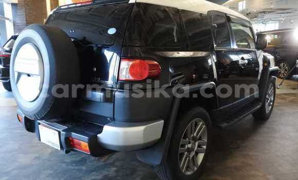Acheter Occasion Voiture Toyota FJ Cruiser Noir à Beitbridge, Matabeleland South Acheter Occasion Voiture Toyota FJ Cruiser Noir à Beitbridge, Matabeleland South