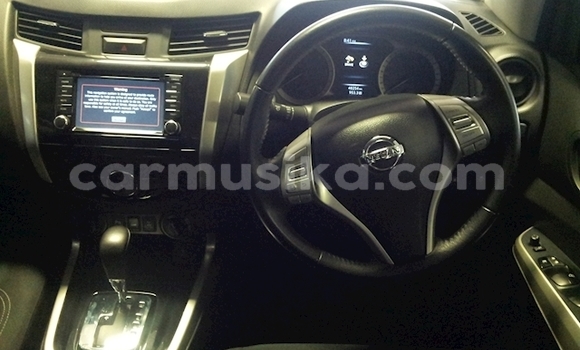 Acheter Occasion Voiture Nissan Navara Blanc à Beitbridge, Matabeleland South Acheter Occasion Voiture Nissan Navara Blanc à Beitbridge, Matabeleland South